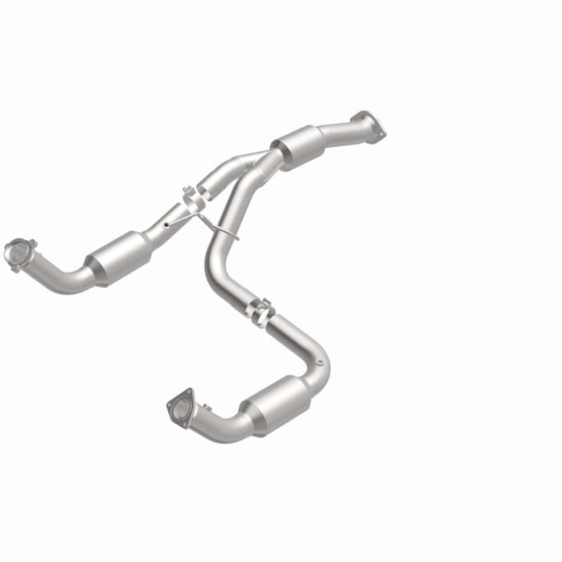 Magnaflow — Magnaflow 12-14 Chevrolet Silverado 2500 HD 6.0L Direct Fit Converter
California - view 7