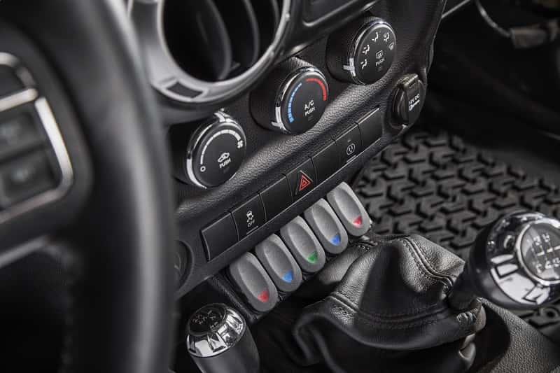 Rugged Ridge — Rugged Ridge Lower Console Switch Panel 11-18 Jeep Wrangler JK/JKU
RkrSwitchandCoverSet
OFFROAD_INTERIOR - view 7