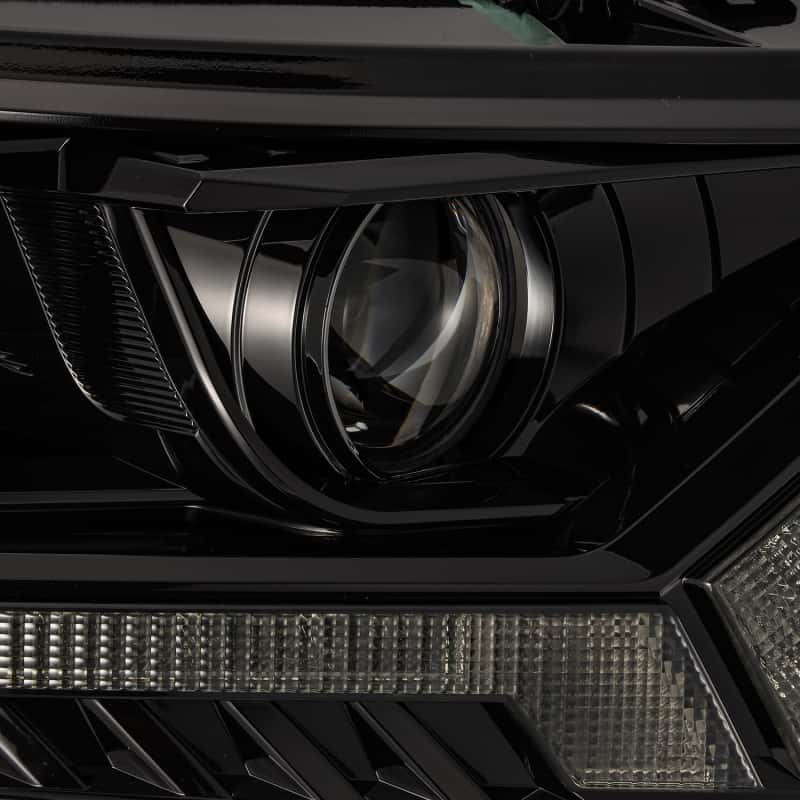 AlphaRex — AlphaRex 2019+ Ford Ranger PRO-Series Proj Headlights Plank Style Alpha Black w/Seq Signal/DRL
Projector Headlights - view 5