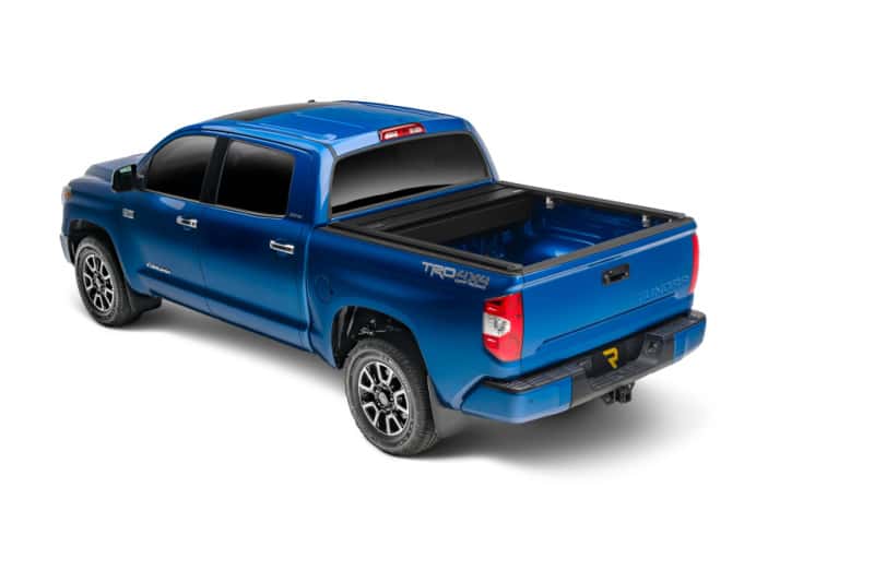 Retrax — Retrax 07-18 Tundra CrewMax 5.5ft Bed with Deck Rail System RetraxONE XR - view 5