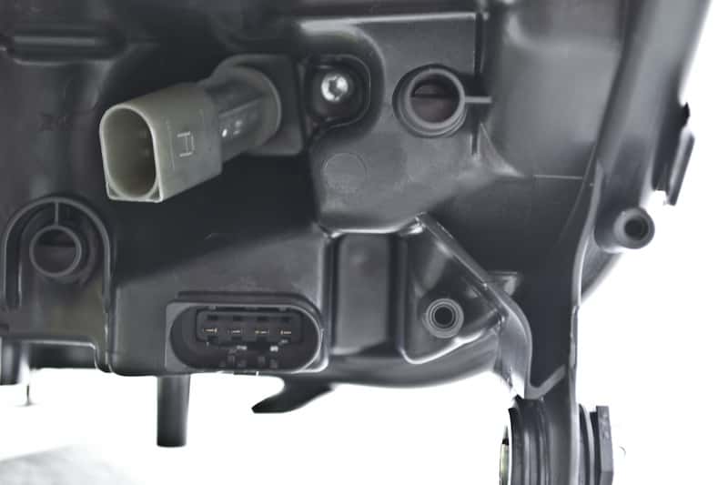 Hella — Hella 2008-2011 Mercedes-Benz ML320 Headlight Assembly - view 11