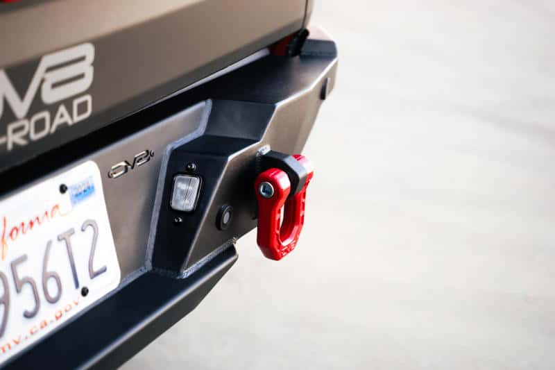 DV8 Offroad — DV8 Offroad Elite Series D-Ring Shackles - Pair (Red)
Red D-Rings - view 4