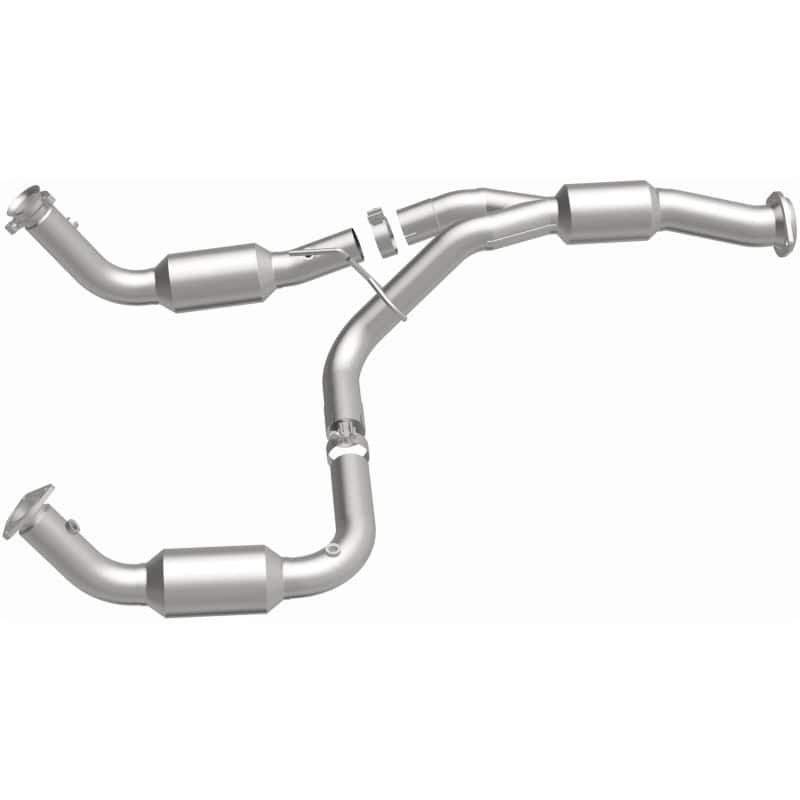 Magnaflow — Magnaflow 12-17 Chevrolet Express 3500 6.0L Direct Fit Converter
California - view 32