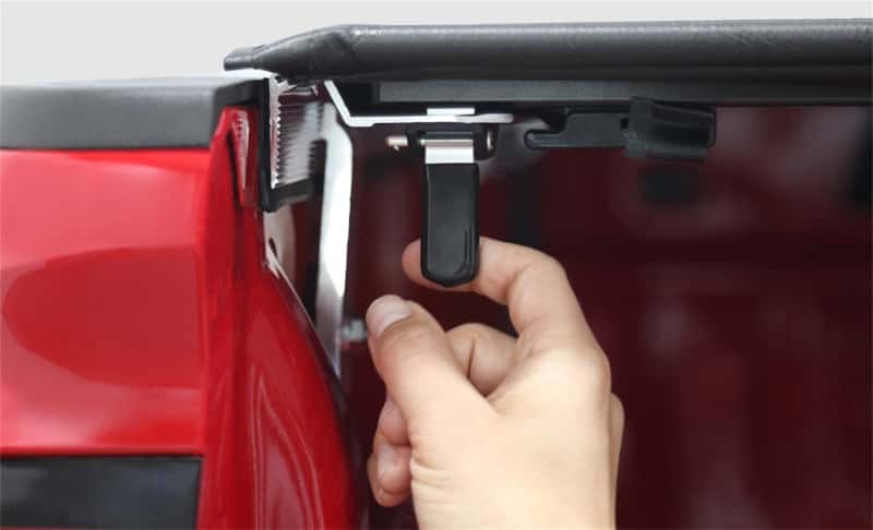 Access — Access Tonnosport 01-04 Chevy/GMC S-10 / Sonoma Crew Cab (4 Dr.) 4ft 5in Bed Roll-Up Cover
Tonneau Cover - view 14