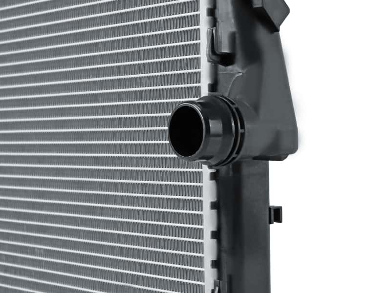 aFe — aFe BladeRunner OER Series Radiator 01-06 BMW 3-Series (E46) 01-06/ Z4 (E85/86) 03-08
BladeRunner Radiator - view 4