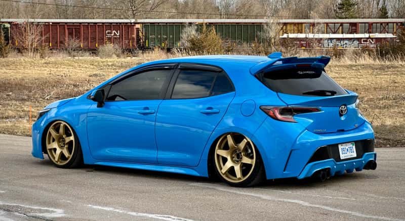 Air Lift — Air Lift Performance 19-23 Toyota Corolla 1.8L/2.0L FWD 4.5in Drop Rear Kit
Air Lift Performance - view 11