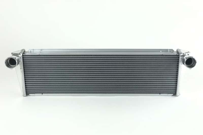CSF — CSF Porsche 911 Turbo (997) Center Radiator
CSF Radiator - view 2