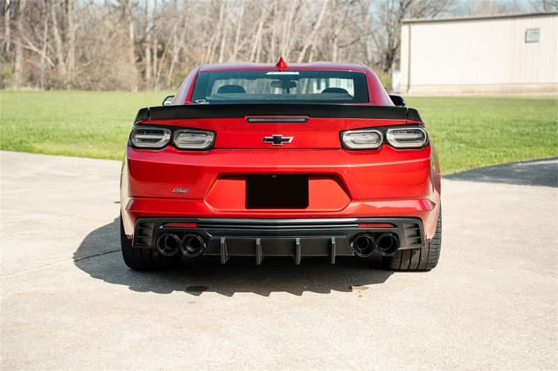 CORSA Performance — Corsa 2016-2024 Chevrolet Camaro SS / ZL1 Valved Axle-Back Exhaust w/ Black Carbon Fiber Quad Tips
Exhaust - view 4