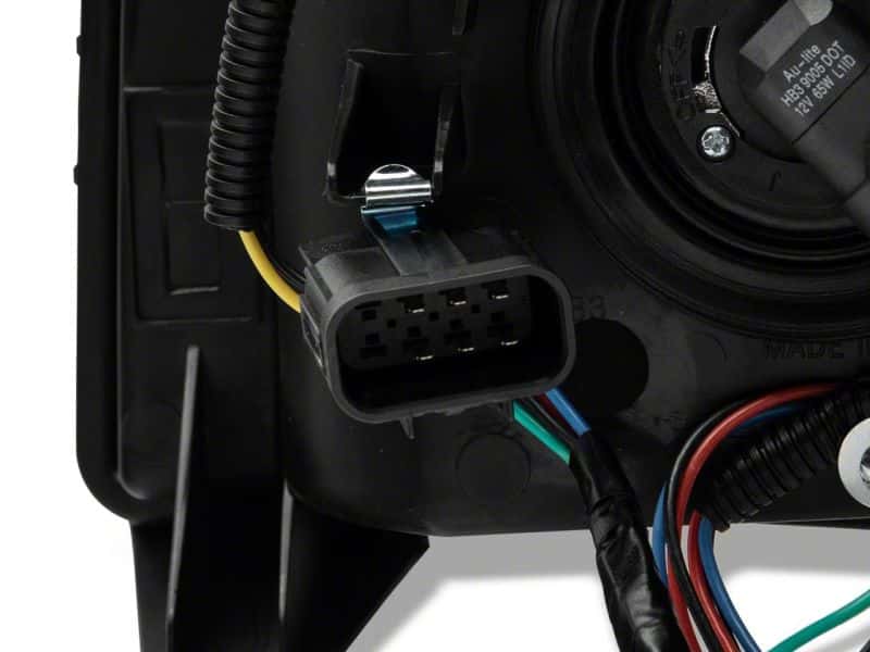 Raxiom — Raxiom 07-13 Chevrolet Silverado 1500 Euro Headlights- Blk Housing (Clear Lens)
Headlights - view 3