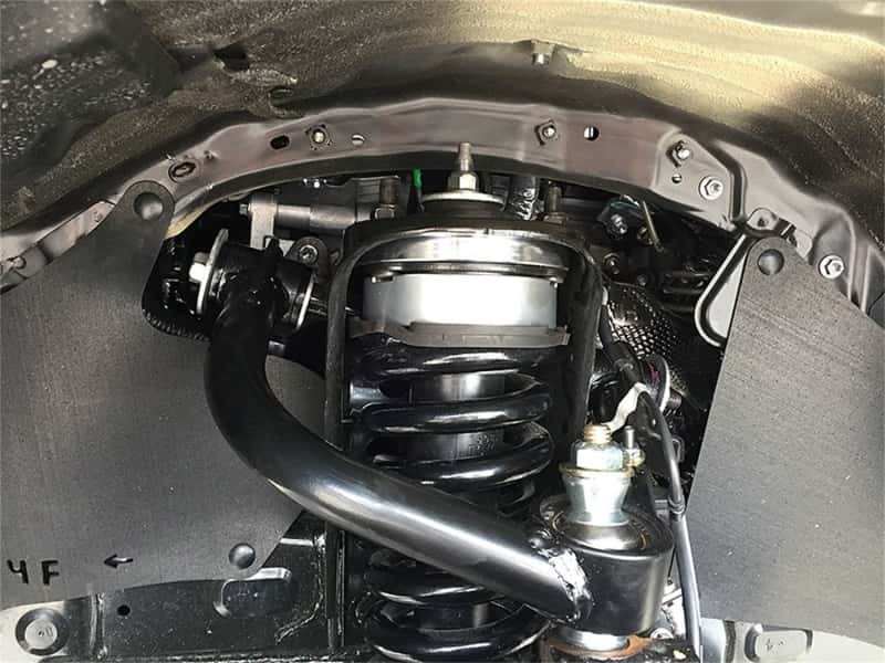 Tuff Country — Tuff Country 15-18 Toyota Hilux 4x4 4in Lift Kit (w/Standard Control Arms No Shocks)
4in. Lift Kit w/Uppe - view 2
