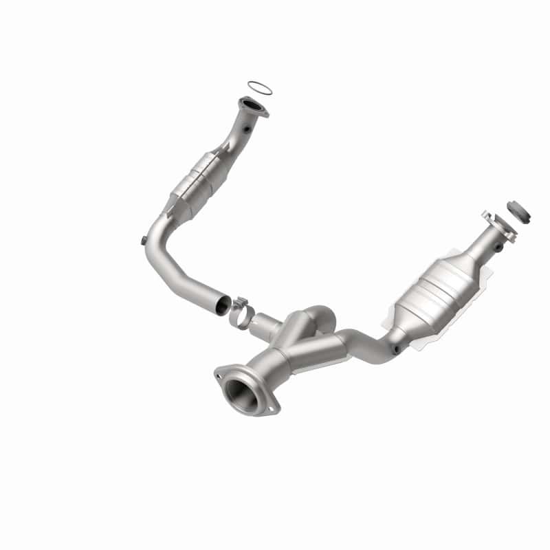 Magnaflow — MagnaFlow Conv DF 07-08 Escalade 6.2 Driver Side OEM
OEM Grade
OEM - view 18