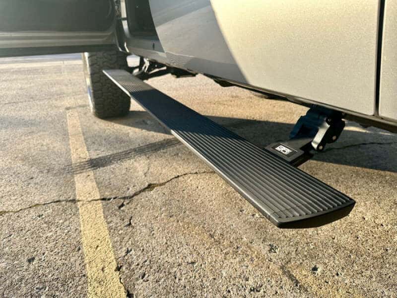 Body Armor 4x4 — Body Armor 4x4 14-18 GM Silverado/Sierra 1500/2500/3500 (Gas Only) E-Power Board Steps - Black
E-Steps - view 5