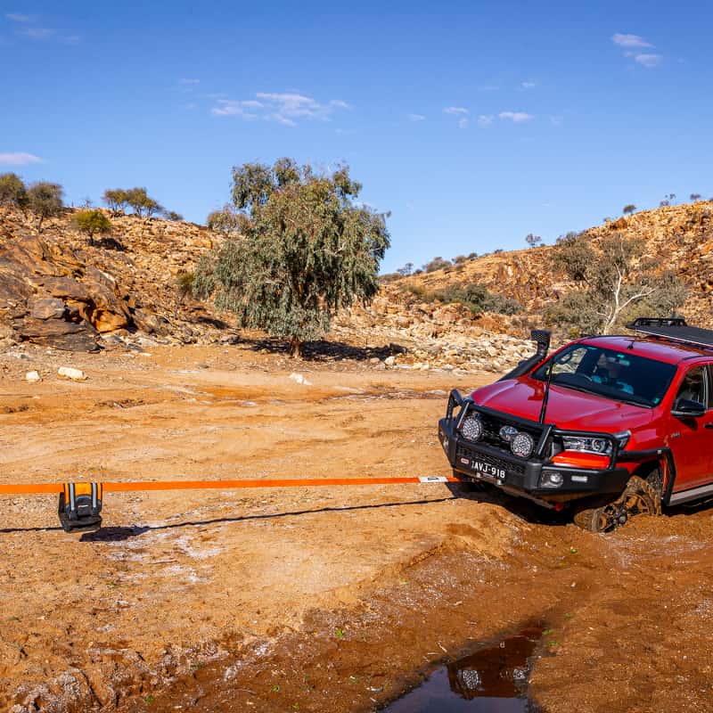 ARB — ARB Weekender Recovery Kit Incl 17600lb Recovery Strap/4.75T Shackles
Weekender Rcvry Kit - view 10