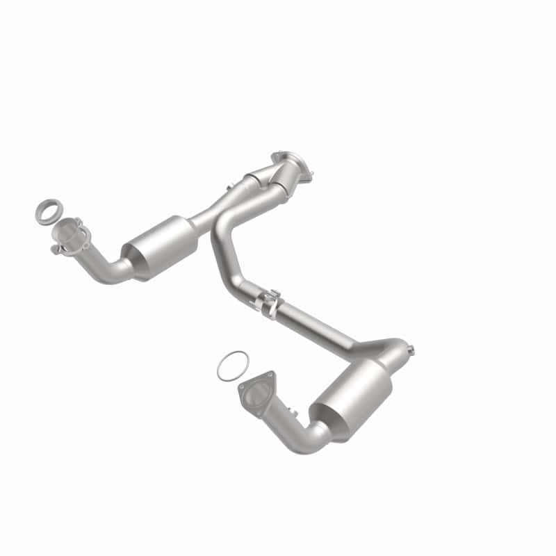 Magnaflow — MagnaFlow Conv Direct Fit OEM 2005 GMC Sierra/Chevrolet Silverado 1500/Cadillac Escalade Underbody
California - view 6
