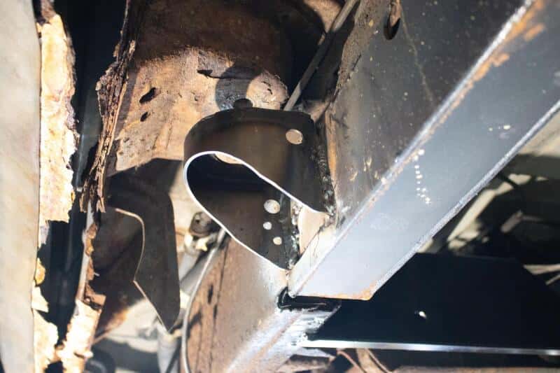 RustBuster — Rust Buster Avalanche/Suburban/Yukon Center Body Frame Mount - view 6
