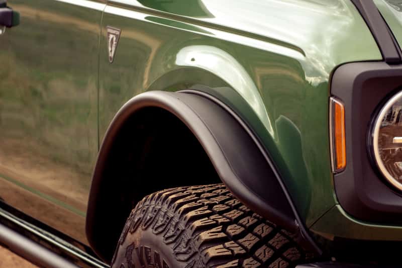 DV8 Offroad — DV8 Offroad 21-23 Ford Bronco Tube Fender Flares - view 4