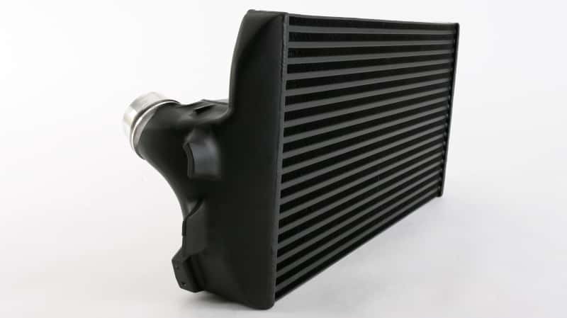 Wagner Tuning — Wagner Tuning 13-16 BMW 518d F10/11 Performance Intercooler - view 2