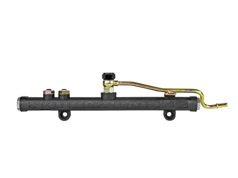 Skunk2 Racing — Skunk2 06-09 Honda Civic Si Composite High Volume Fuel Rails
Fuel Rail - view 4