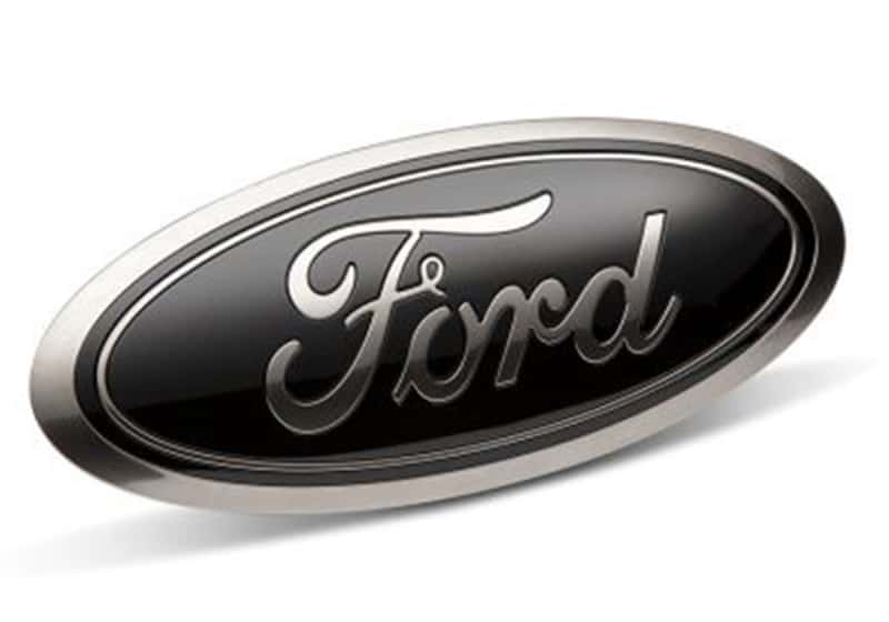 Ford Racing — Ford Racing 20-22 Super Duty Black Oval Kit w/Camera
Emblem - view 10