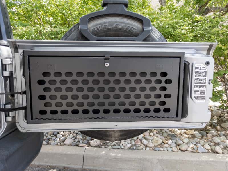 Tuffy Products — Tuffy Jeep Wrangler Molle Tailgate Lockbox W/ Keyed Lock
Tailgate Lockbox - view 2