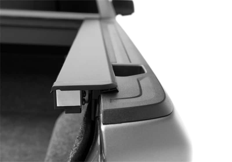 Roll-N-Lock — Roll-N-Lock 2020 Chevy Silverado / GMC Sierra 2500-3500 80-1/2in M-Series Retractable Tonneau Cover
Retractable Cover - view 25