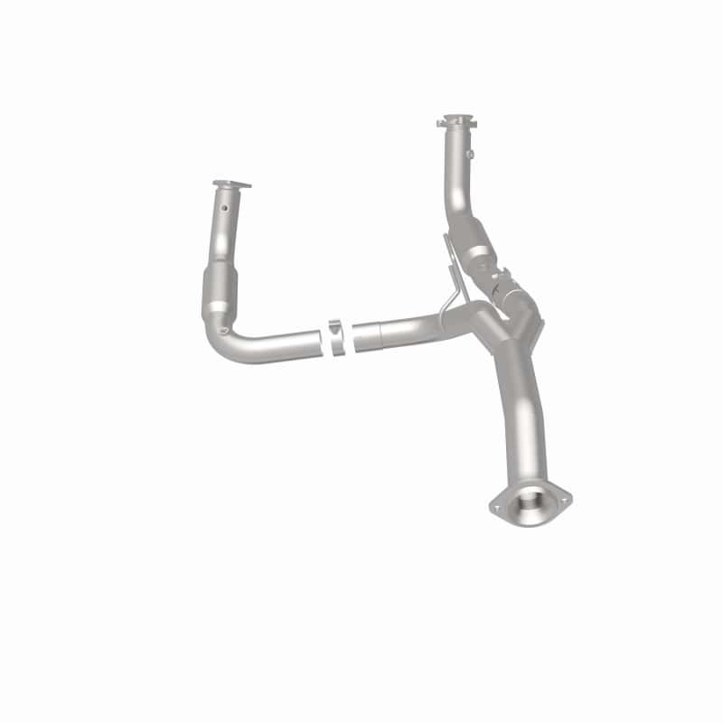 Magnaflow — Magnaflow 11-15 Chevrolet Silverado 2500 HD 6.0L Direct Fit Converter
California - view 16