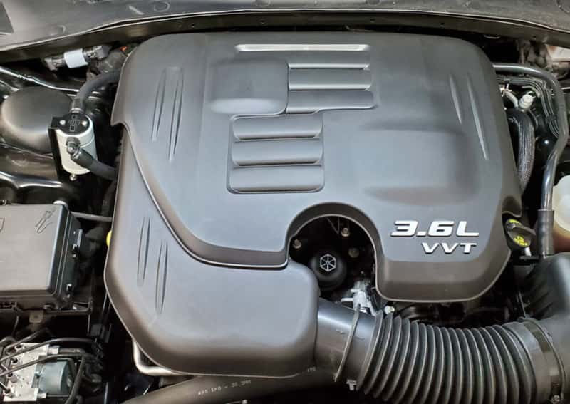J&L — J&L 11-23 3.6L V6 Dodge Charger/Challenger/Chrysler 300C Oil Separator 3.0 - Clear Anodized
Oil Separator - view 2