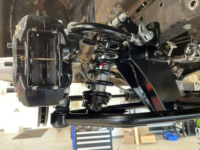 QA1 — QA1 61-71 Dodge D100 Front Suspension Kit - Single Adj - 600lb/in 3-4in Drop
D100 Coil-Over Kit - view 3