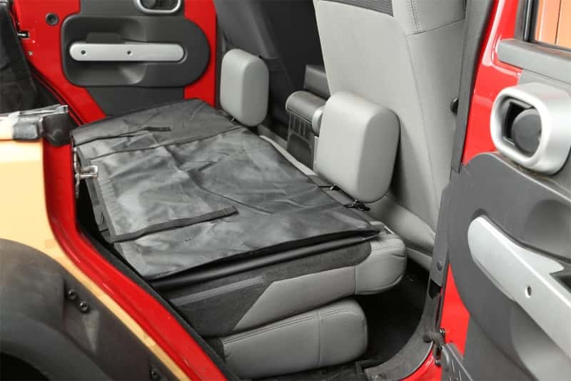 Rugged Ridge — Rugged Ridge C3 Cargo Cover W/O Subwoofer 07-18 Jeep Wrangler JKU 4 Door
Cargo Area Liner
OFFROAD_INTERIOR - view 7