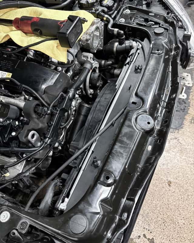 CSF — CSF BMW F-Chassis Gen 1 B58 High Performance All-Aluminum Radiator
CSF Radiator - view 7