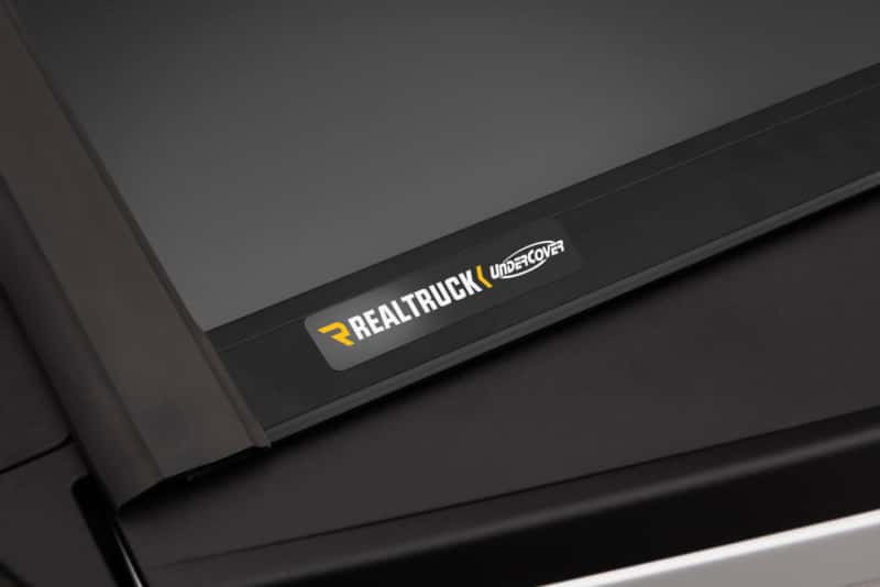 Undercover — UnderCover 15-20 Ford F-150 5.5ft Ultra Flex Bed Cover - Matte Black Finish - view 12