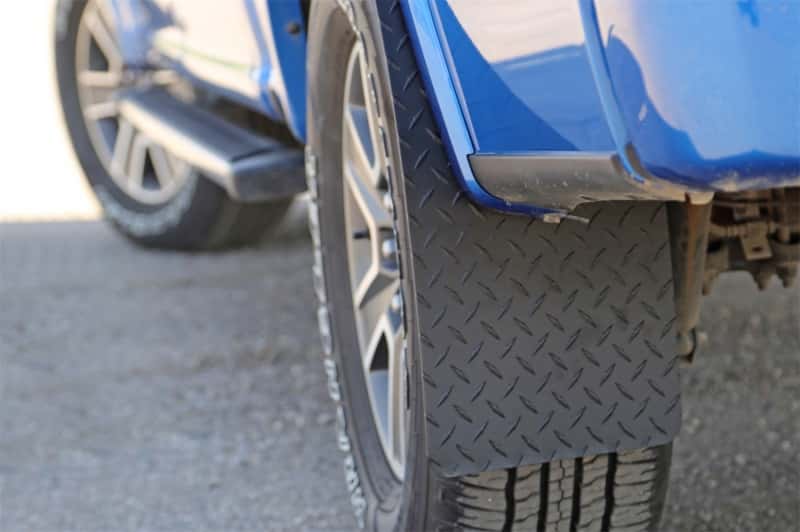 Dee Zee — Dee Zee Universal Flaps Brite-Tread Universal 11x19 Notched (Txt Blk) - view 4