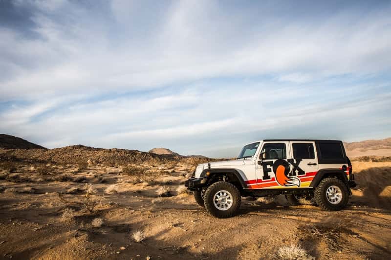 FOX — Fox 07+ Jeep JK 2.0 Performance Series 8.6in. Smooth Body IFP Rear Shock (Alum) / 0-2in Lift
2.0 Shock - view 5