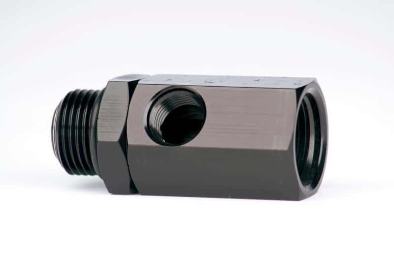 Aeromotive — Aeromotive AN-10 / AN-06 Port Swivel Tee
Fitting - view 2