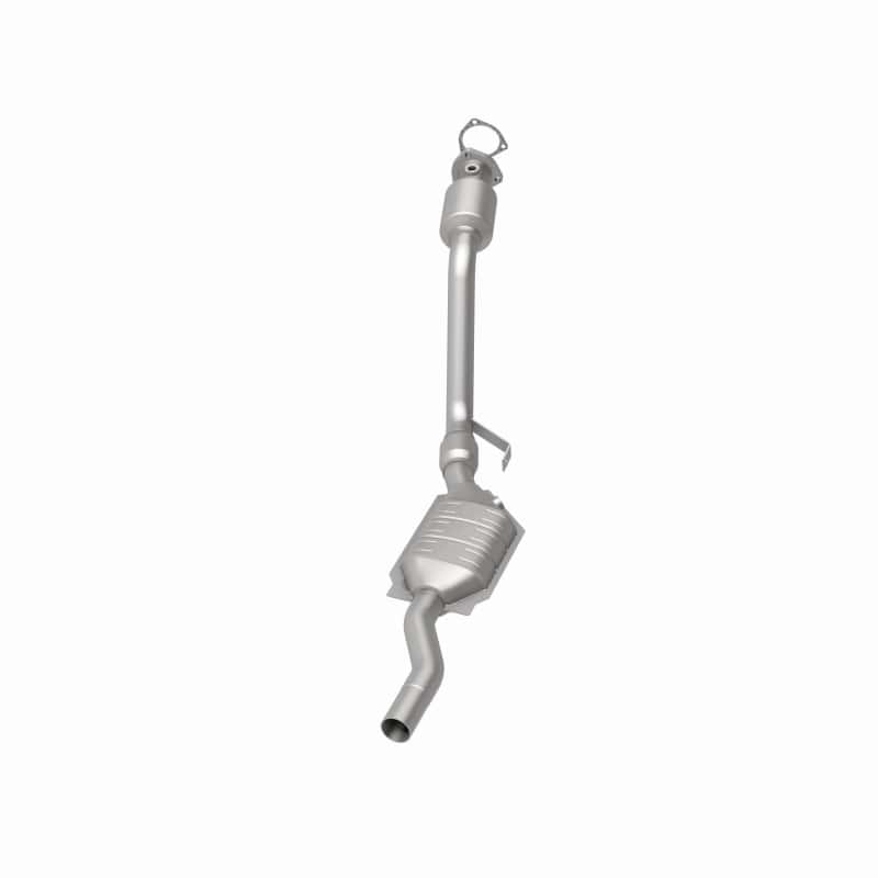 Magnaflow — MagnaFlow Conv DF 03 Volkswagen Passat 2.8L
OEM Grade
OEM - view 17
