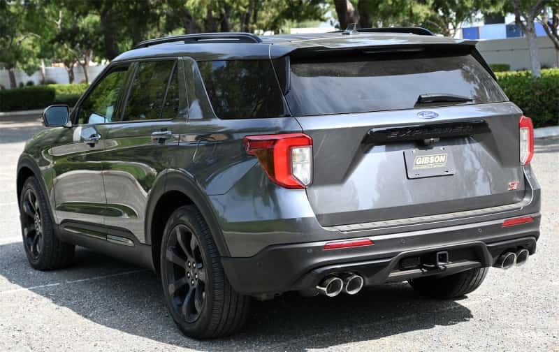 Gibson — Gibson 20-21 Ford Explorer ST / Lincoln Aviator 3.0L 2.25in Axle-Back Dual Exhaust - Stainless
Truck/Suv - view 4