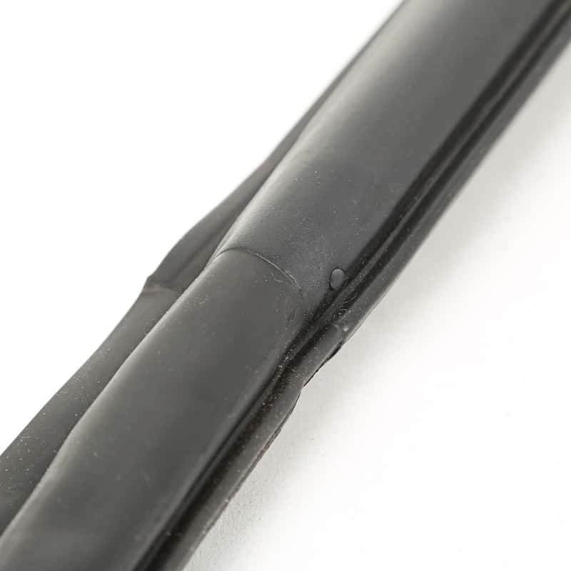OMIX — Omix Front Full Door Seal RH 07-18 Jeep Wrangler - view 2