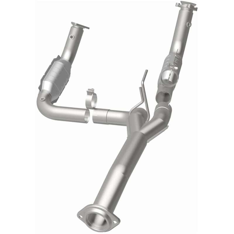 Magnaflow — MagnaFlow Conv Direct Fit 11-16 Chevrolet Silverado 2500HD/3500HD / GMC Sierra 2500HD/3500HD
OEM Grade
OEM - view 31