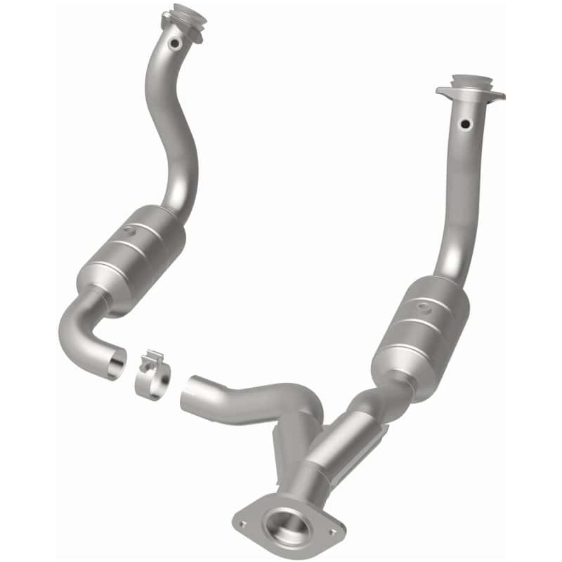 Magnaflow — Magnaflow 08-10 Ford F-350 Super Duty 6.8L Direct Fit Converter
California - view 3