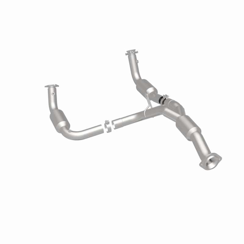 Magnaflow — Magnaflow 12-17 Chevrolet Express 3500 6.0L Direct Fit Converter
California - view 15