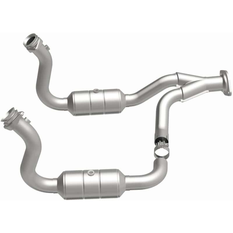 Magnaflow — Magnaflow 08-10 Ford F-350 Super Duty 6.8L Direct Fit Converter
California - view 31