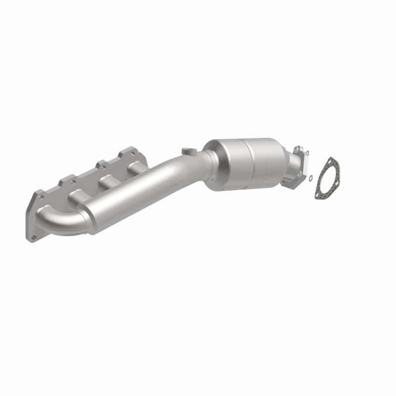 Magnaflow — Magnaflow Conv DF 02-04 Volkswagen Passat 4.0L
California - view 7
