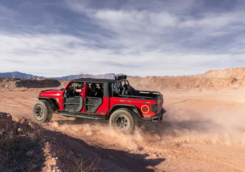 Superlift — Superlift 20-22 Jeep Gladiator JT (NO Mojave) 4WD 4in Dual Rate Coil Lift Kit w/Fox 2.0 Res Shocks
Superlift 20-22 Jeep Gladiator JT (Incl Rubicon) 4in Dual Rate Coil Lift Kit - view 5