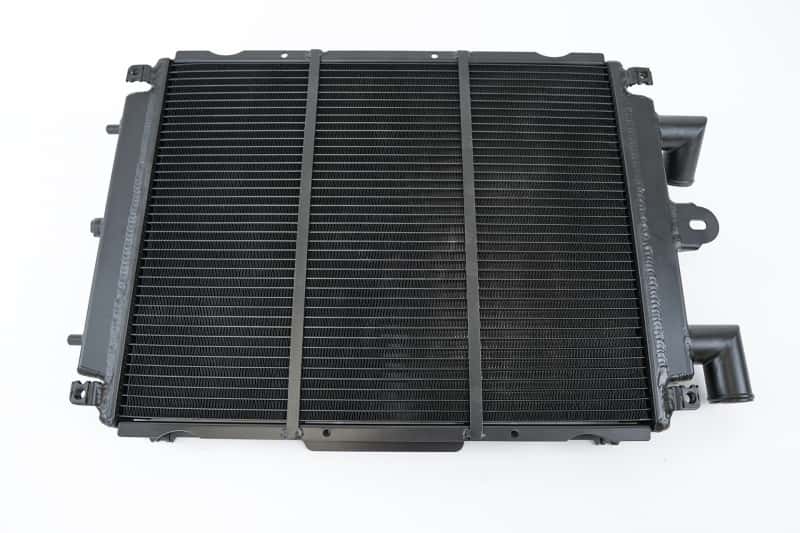 CSF — CSF Ferrari F355 High Performance All-Aluminum Radiator - Right
CSF Radiator RH - view 4