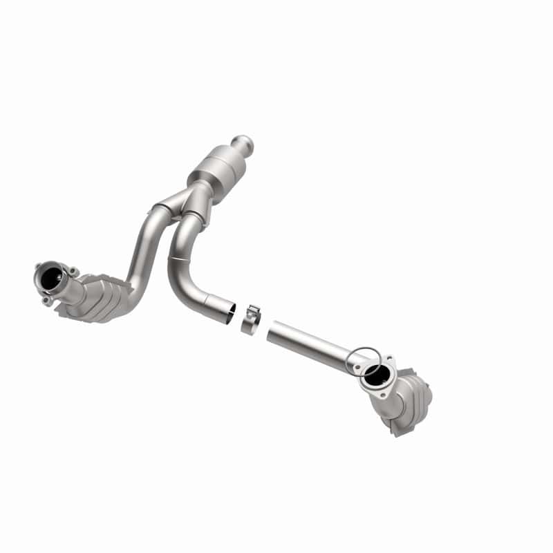 Magnaflow — MagnaFlow Conv Direct Fit 10-13 GMC Sierra 1500 V6 4.3L
California - view 26