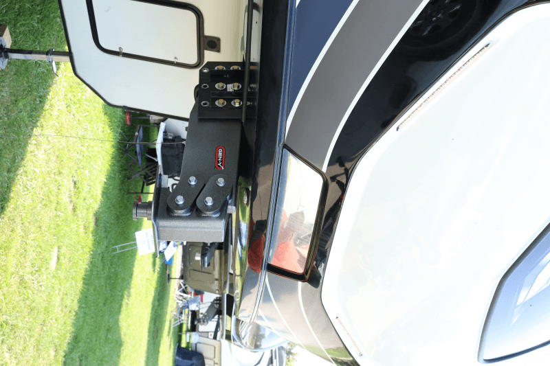 GEN-Y Hitch — Gen-Y Executive Torsion-Flex 5th Wheel King Pin Box (4.5K-6.5K PW Range 30K Towing)
5th Wheel Pin Box - view 4