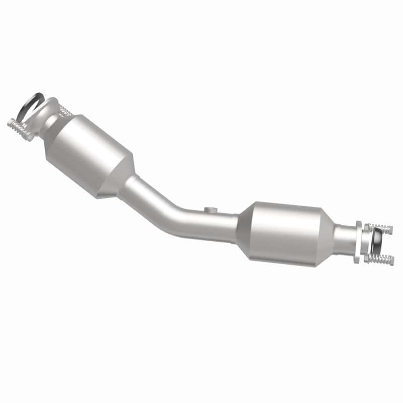 Magnaflow — MagnaFlow DF Conv 2018 Nissan Versa 1.6L
California - view 8