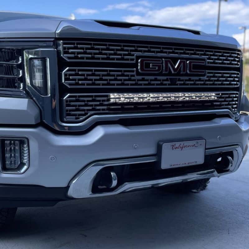 Baja Designs — Baja Designs 2020+ GMC 2500/3500 30in Grille LED Light Bar Kit S8 Driving Combo - view 2