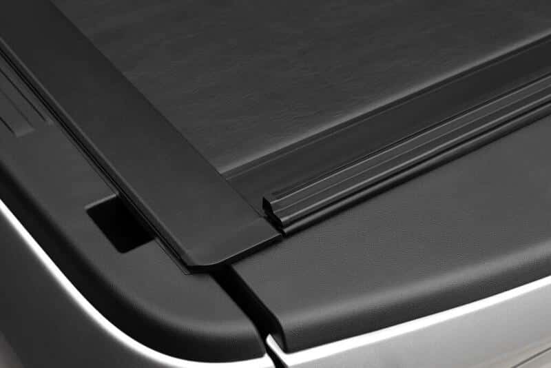 Roll-N-Lock — Roll-N-Lock 19-23 RAM 1500 w/o Swing Gate Tailgate SB 76.3in M-Series Retractable Tonneau Cover
Retractable Cover - view 13