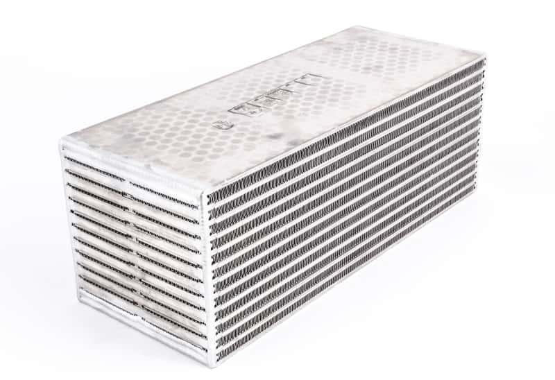 Garrett — Garrett H2O / Air CAC (4.80in x 4.50in x 11.90in) - 1000 HP
grt734408-6005 - view 1